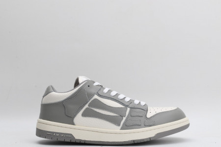 AR1M1 LOW-TOP SNEAKER