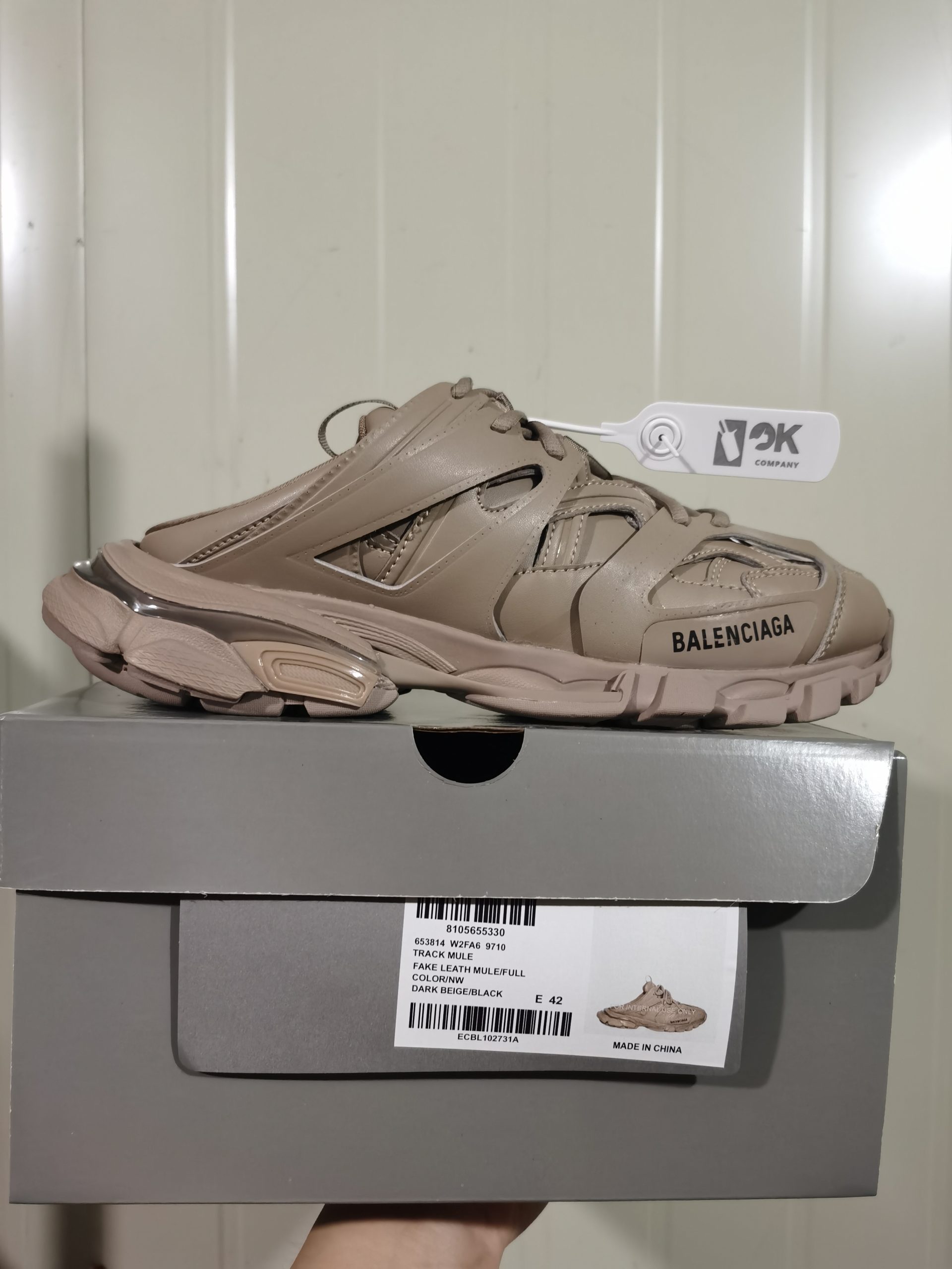 BLCG SLIPPERS