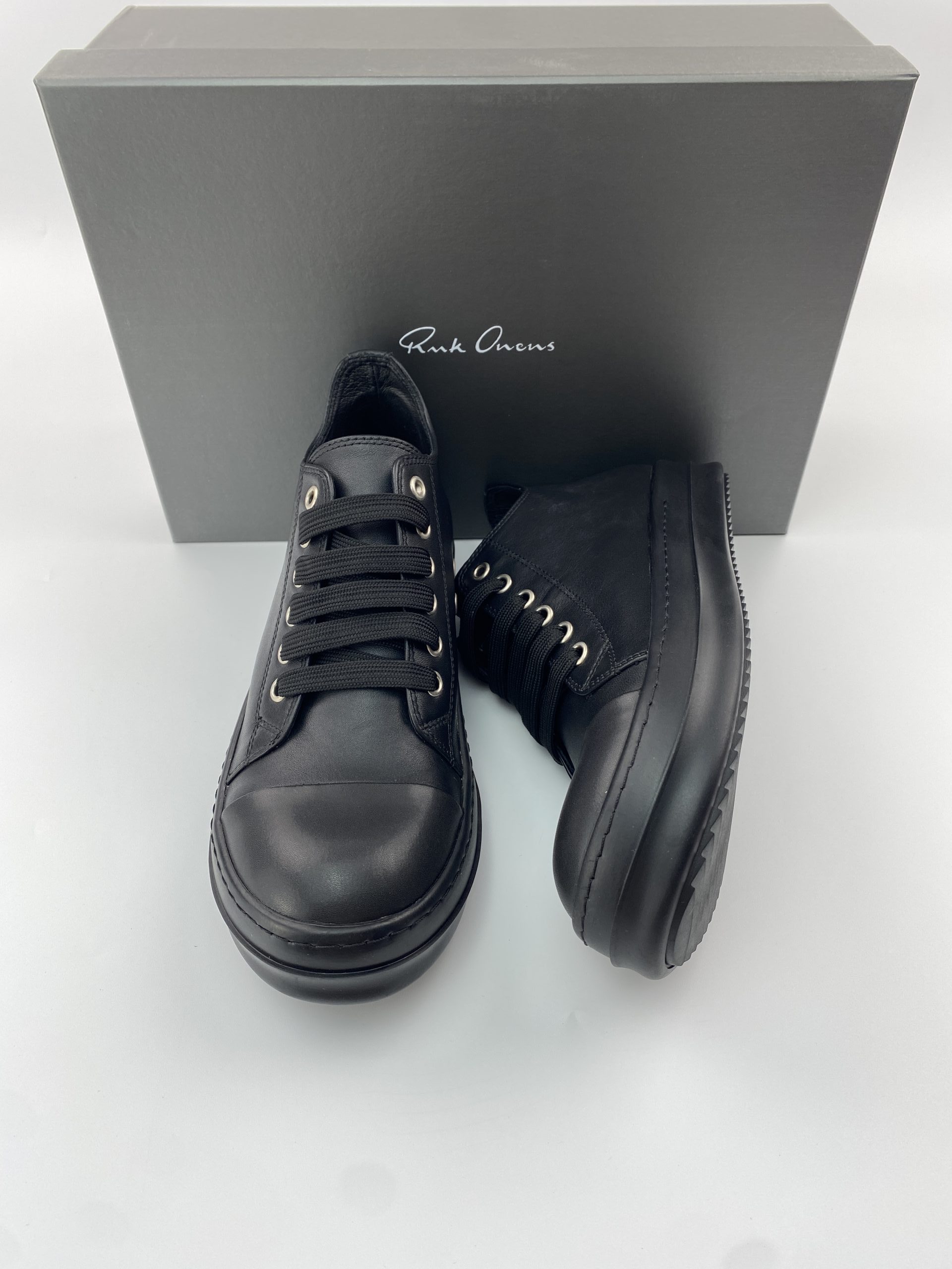 RICK OWEN.S SNEAKER