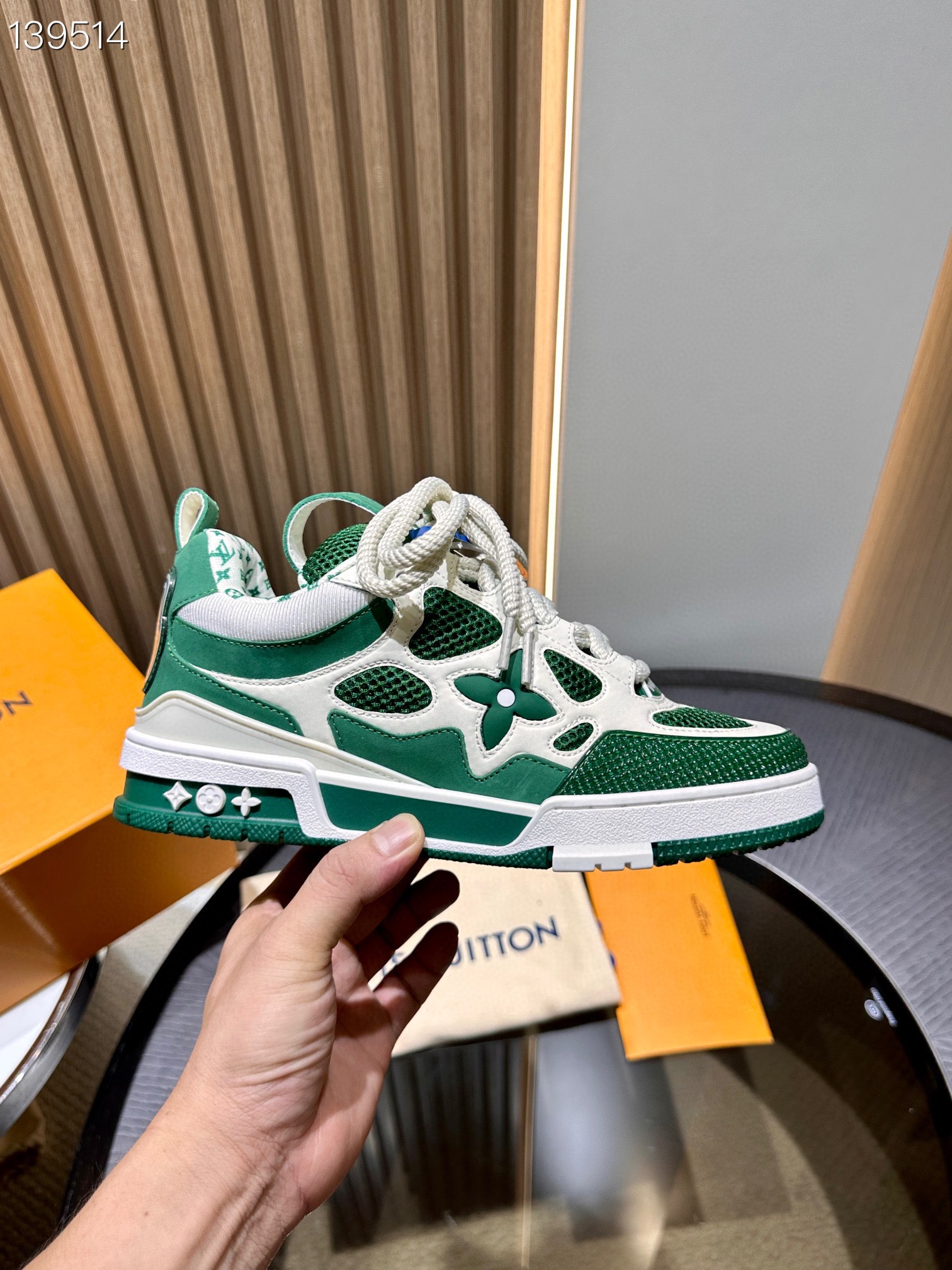 LOUI VUITTO LOW-TOP SNEAKER