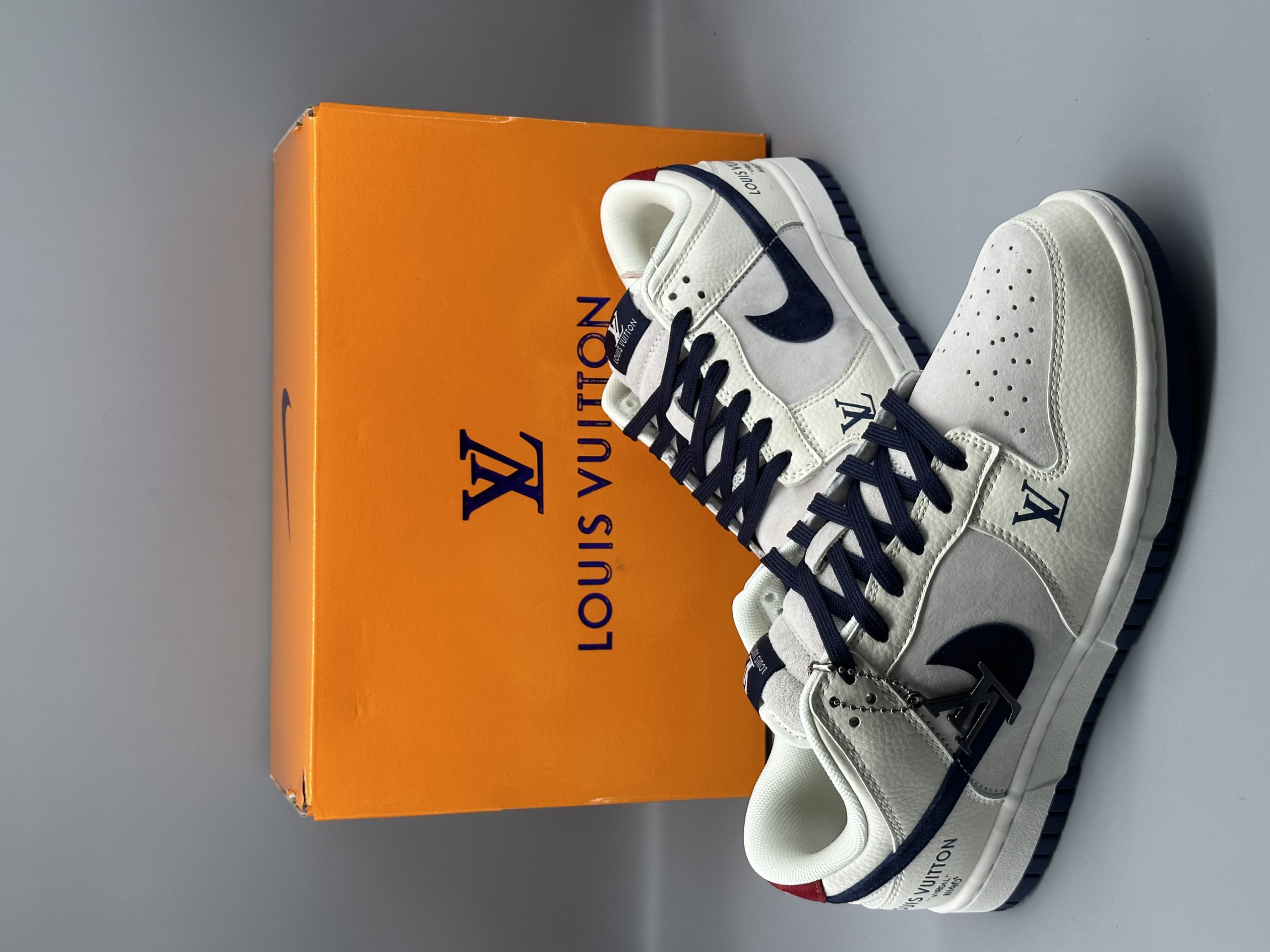 Nike Dunk Low Lv