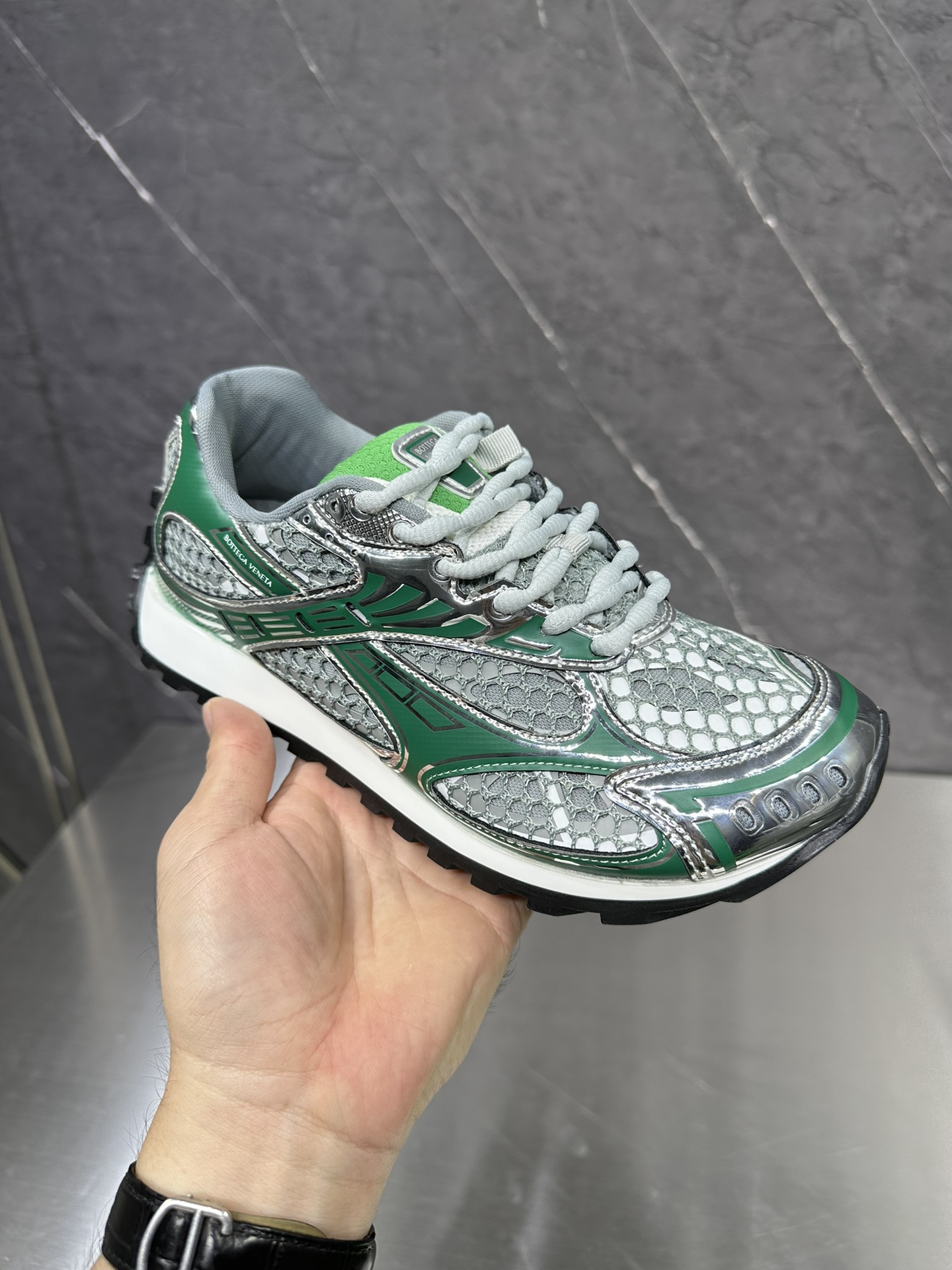 BV SNEAKERS