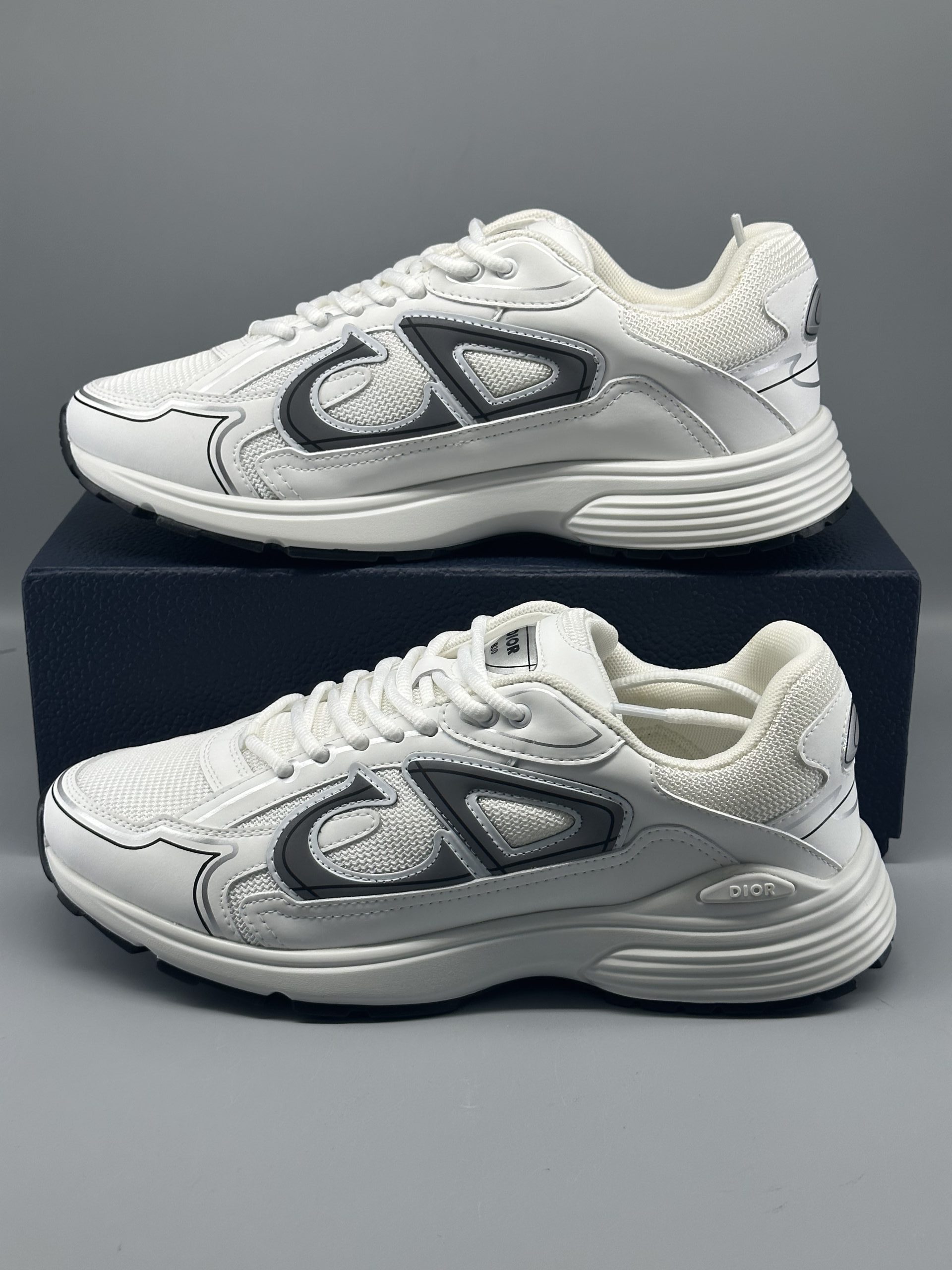 DR B30 SNEAKER
